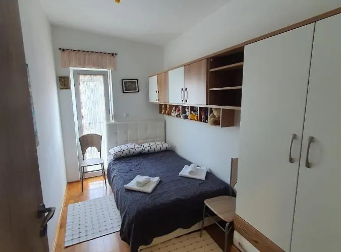 Apartment Sara *
