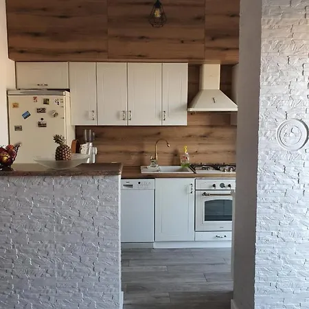 Apartment Sara *